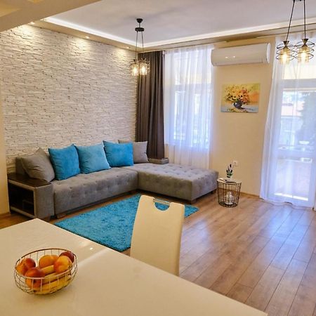 Luxury Nevena Apartment - Bogoridi Super Centre Burgas Exterior photo